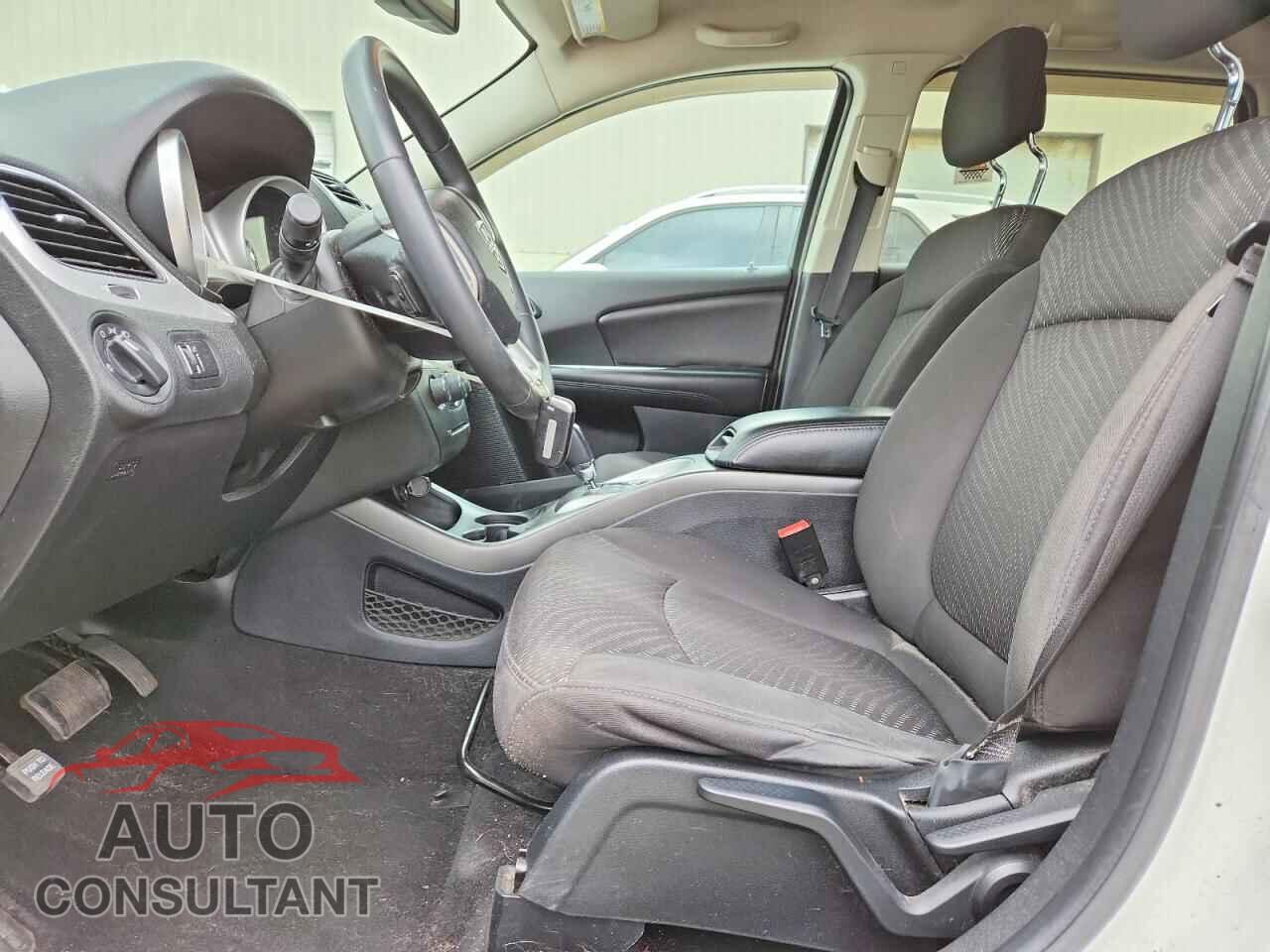 DODGE JOURNEY 2013 - 3C4PDCAB7DT730047