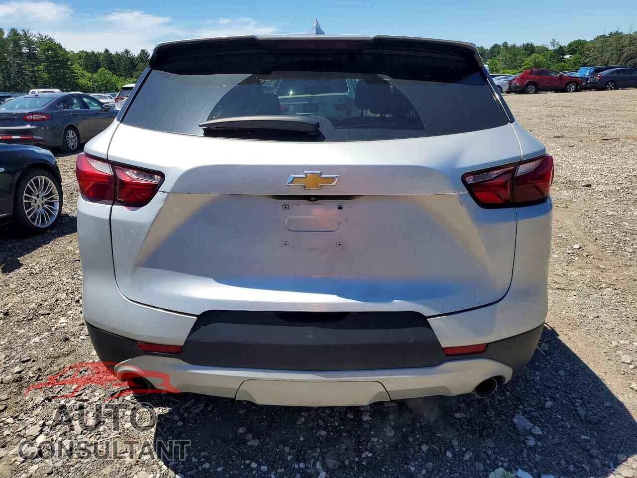 CHEVROLET BLAZER 2020 - 3GNKBHRS1LS582801