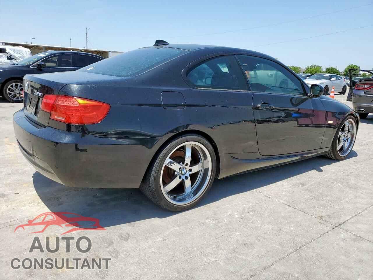 BMW 3 SERIES 2012 - WBAKE3C51CE769727
