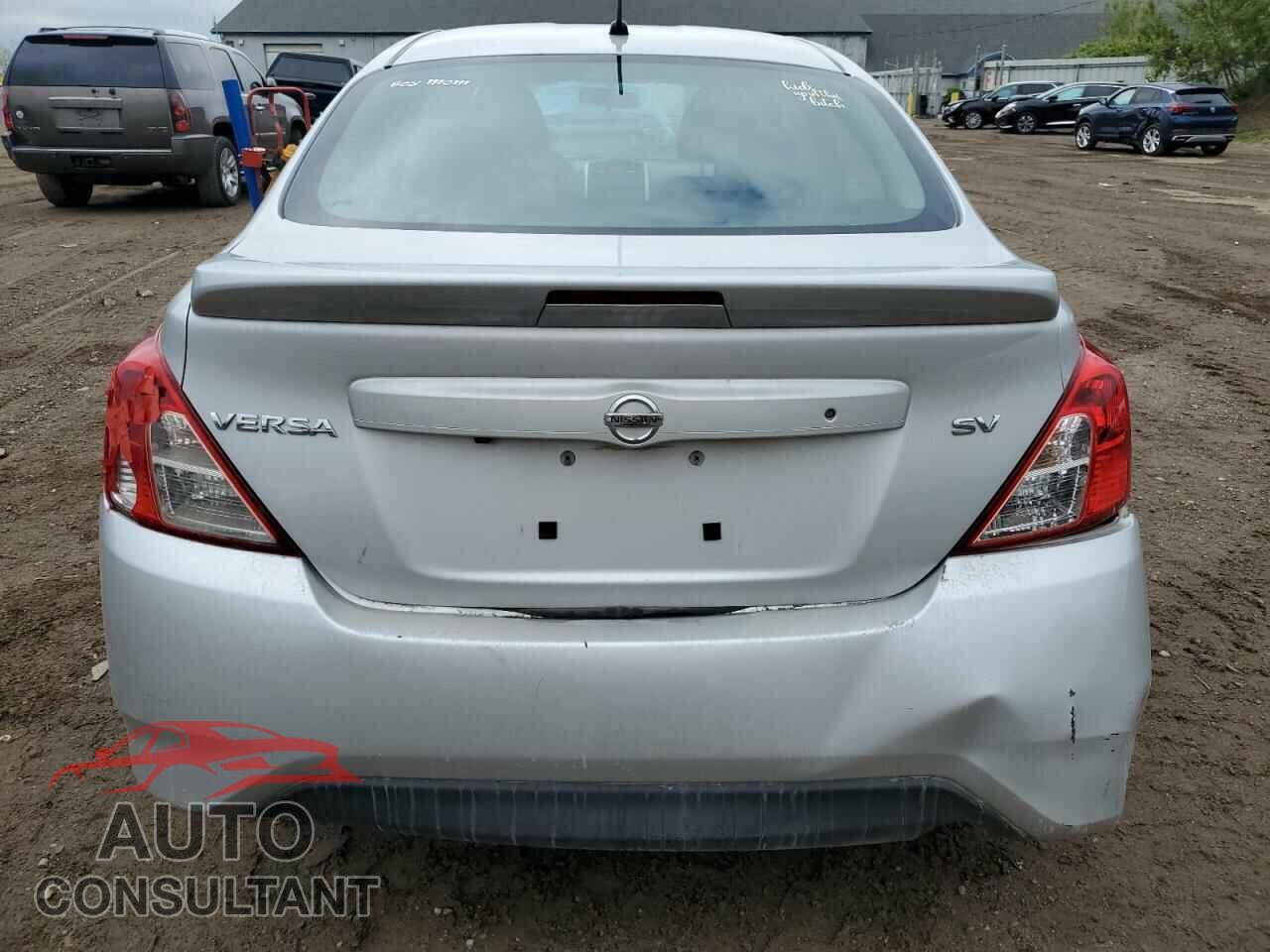 NISSAN VERSA 2019 - 3N1CN7AP3KL878212