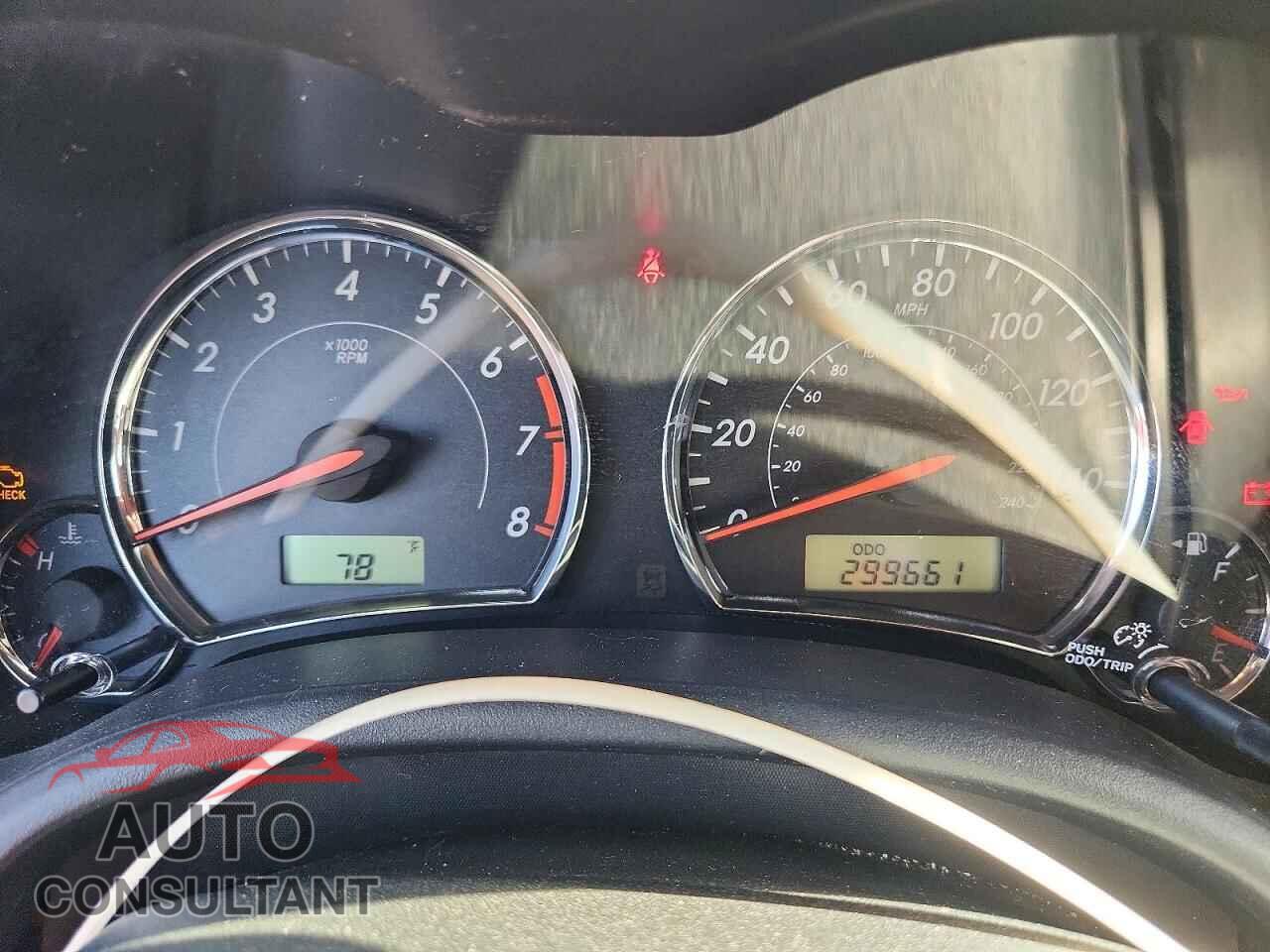 TOYOTA COROLLA 2011 - 2T1BU4EE3BC748047
