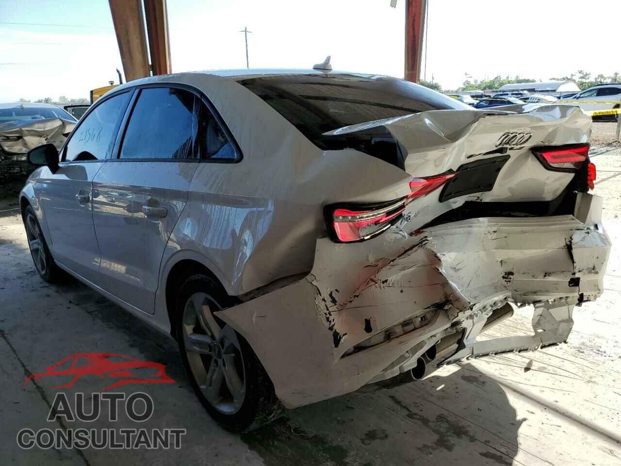 AUDI A3 2018 - WAUAUGFF3J1072199
