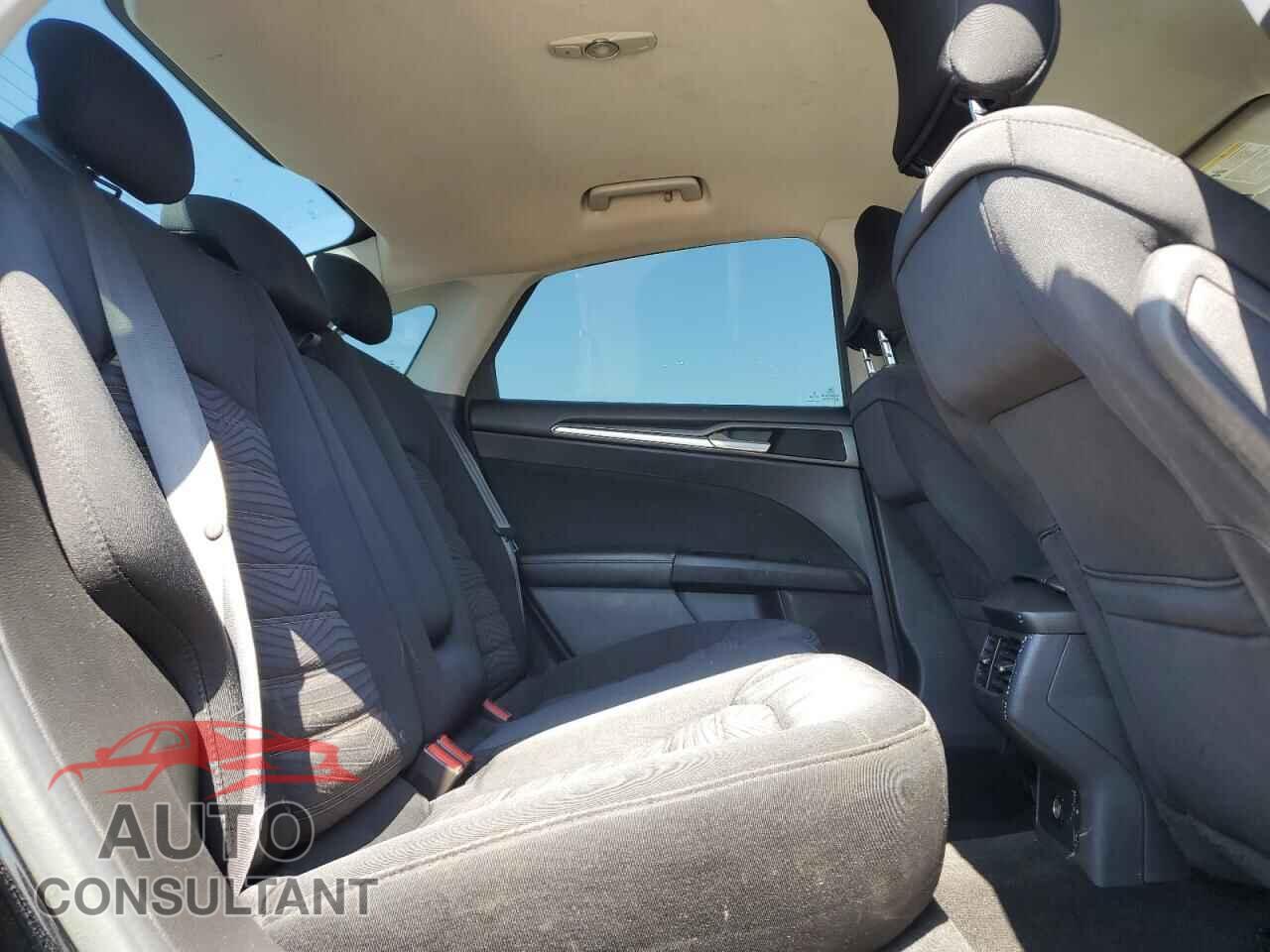 FORD FUSION 2016 - 3FA6P0H75GR112719