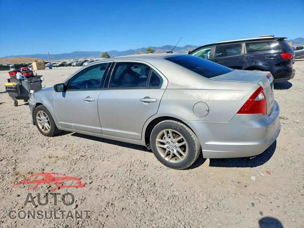 FORD FUSION 2010 - 3FAHP0GA3AR395151