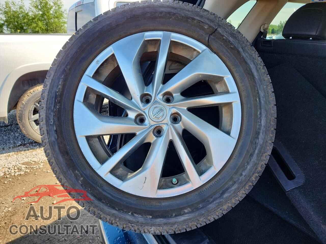 NISSAN ROGUE 2014 - 5N1AT2MV3EC862451