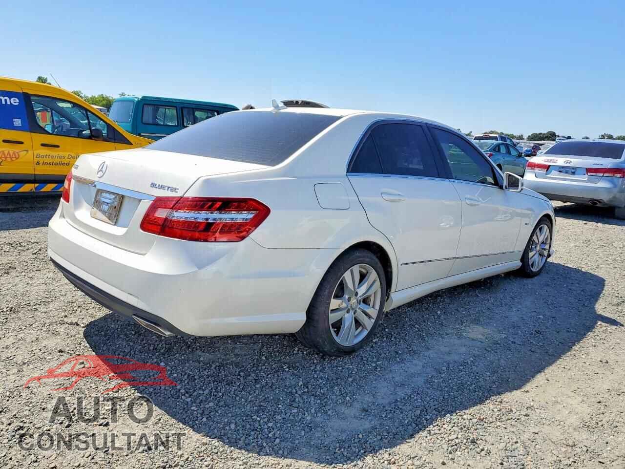 MERCEDES-BENZ E-CLASS 2011 - WDDHF2EB9BA372852