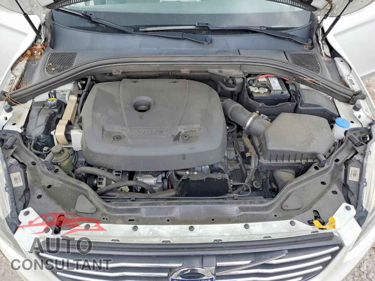 VOLVO XC60 2017 - YV440MDU3H2041421