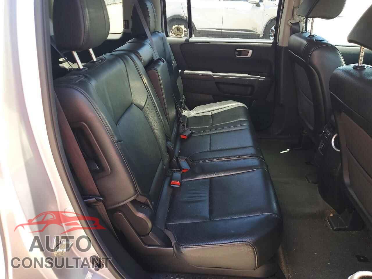 HONDA PILOT 2014 - 5FNYF4H76EB009143