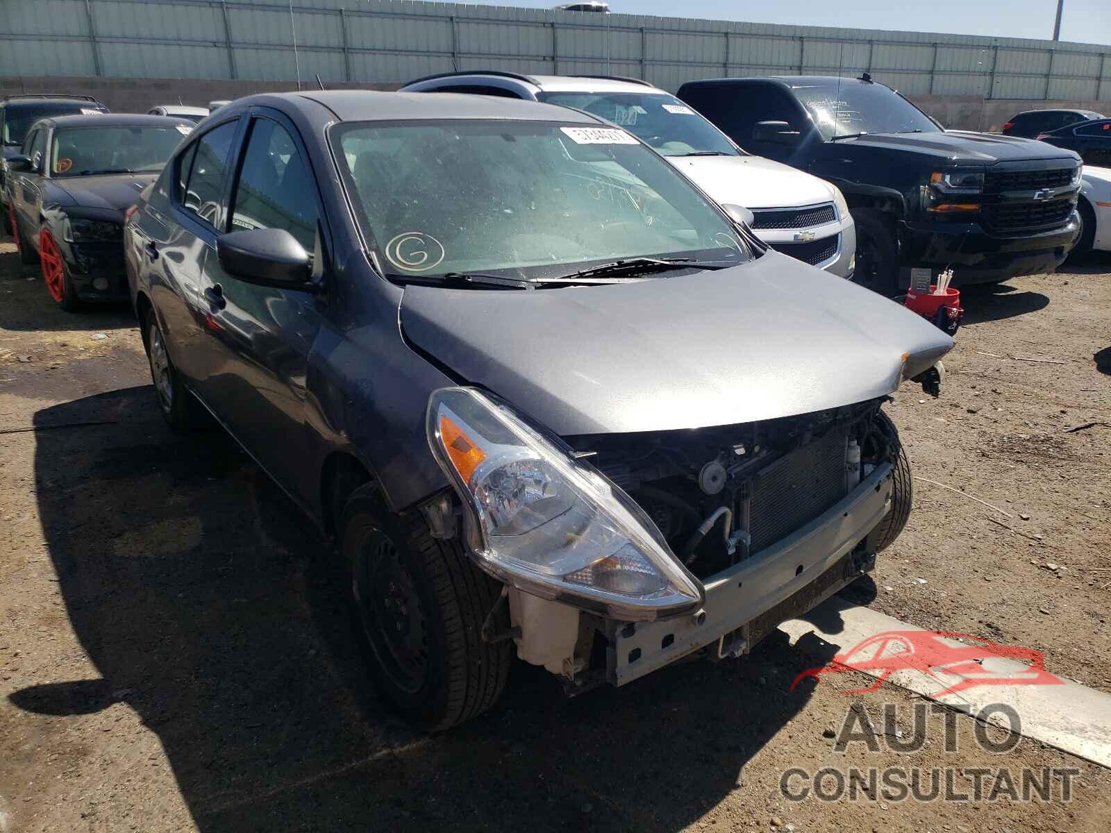 NISSAN VERSA 2018 - 3N1CN7AP9JL804775