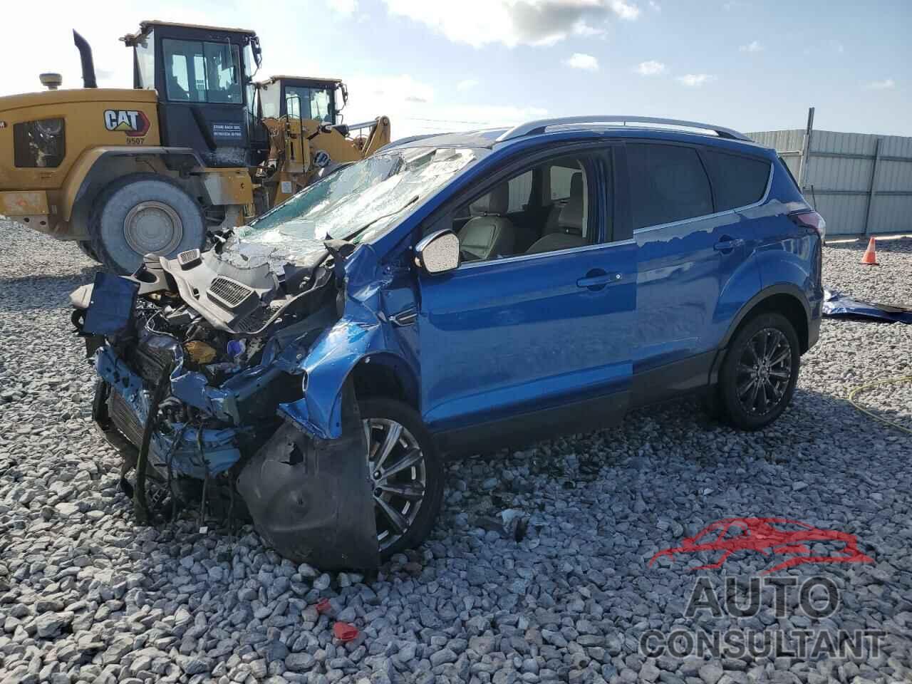 FORD ESCAPE 2017 - 1FMCU0J94HUE86584
