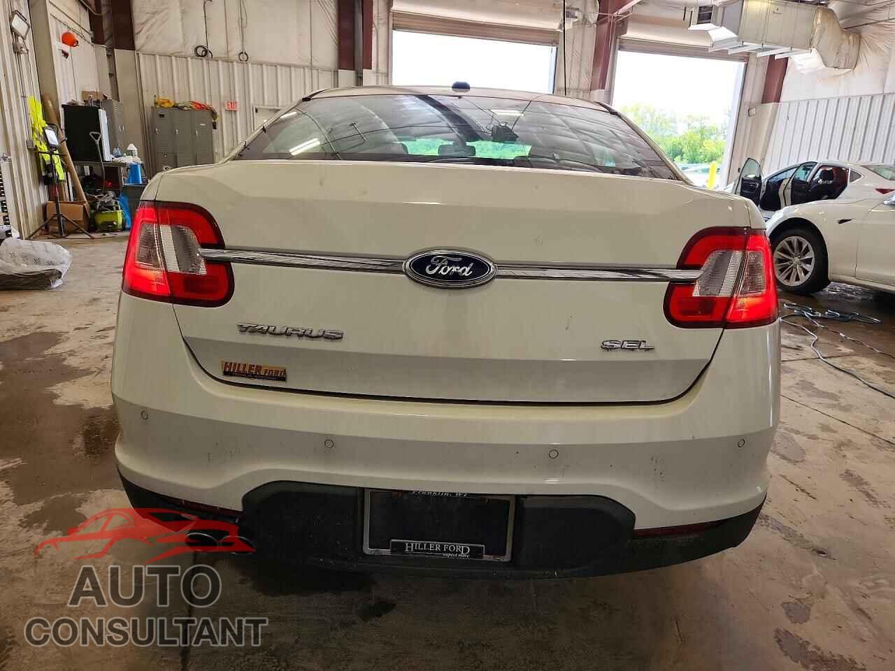 FORD TAURUS 2011 - 1FAHP2EW1BG140534