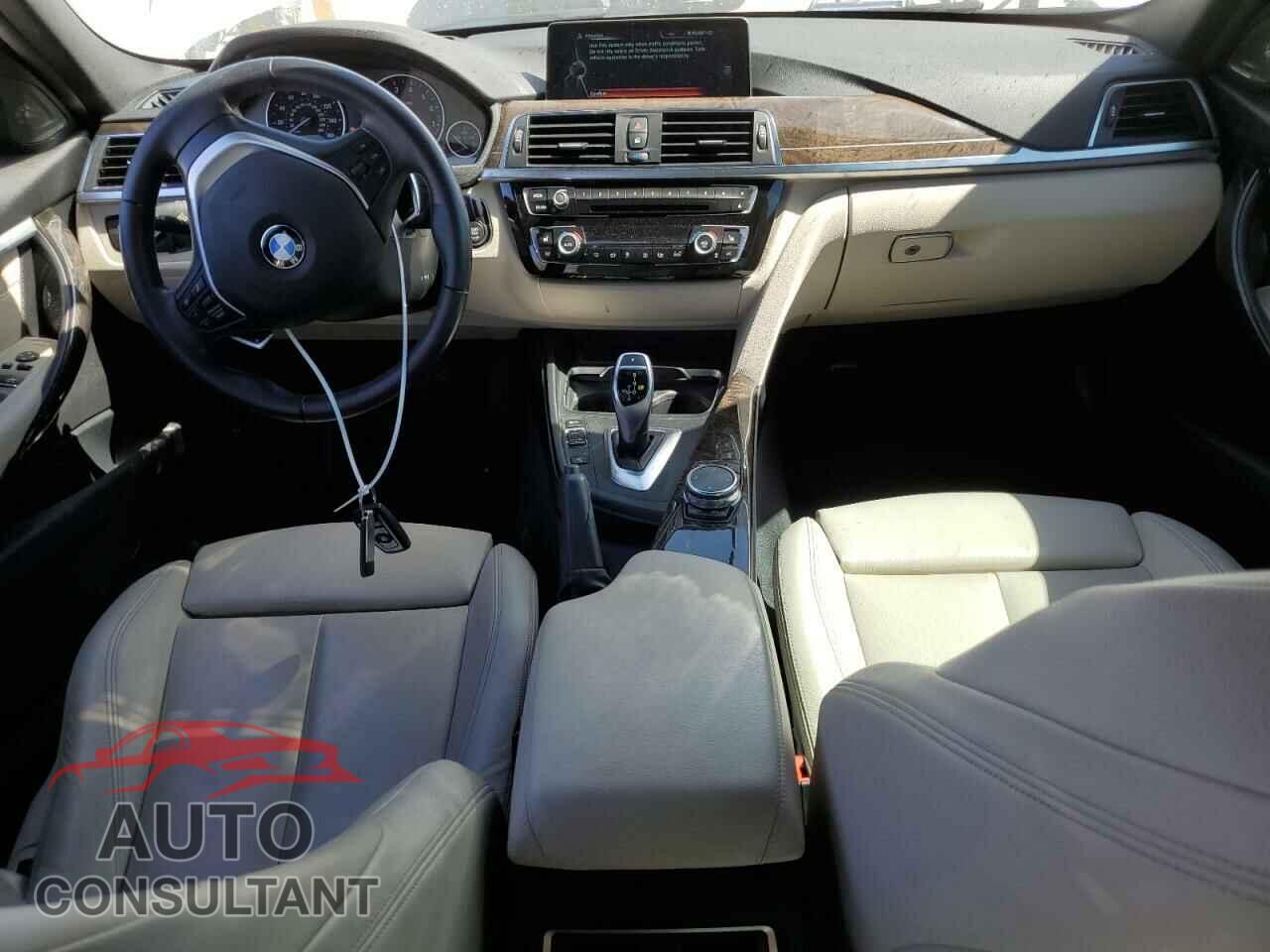 BMW 3 SERIES 2016 - WBA8E9C56GK644081