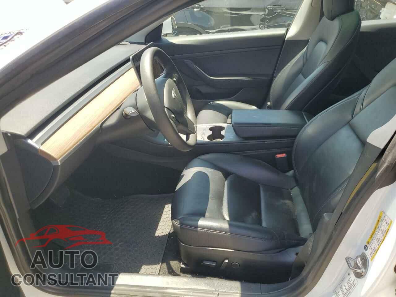 TESLA MODEL 3 2021 - 5YJ3E1EA2MF851987