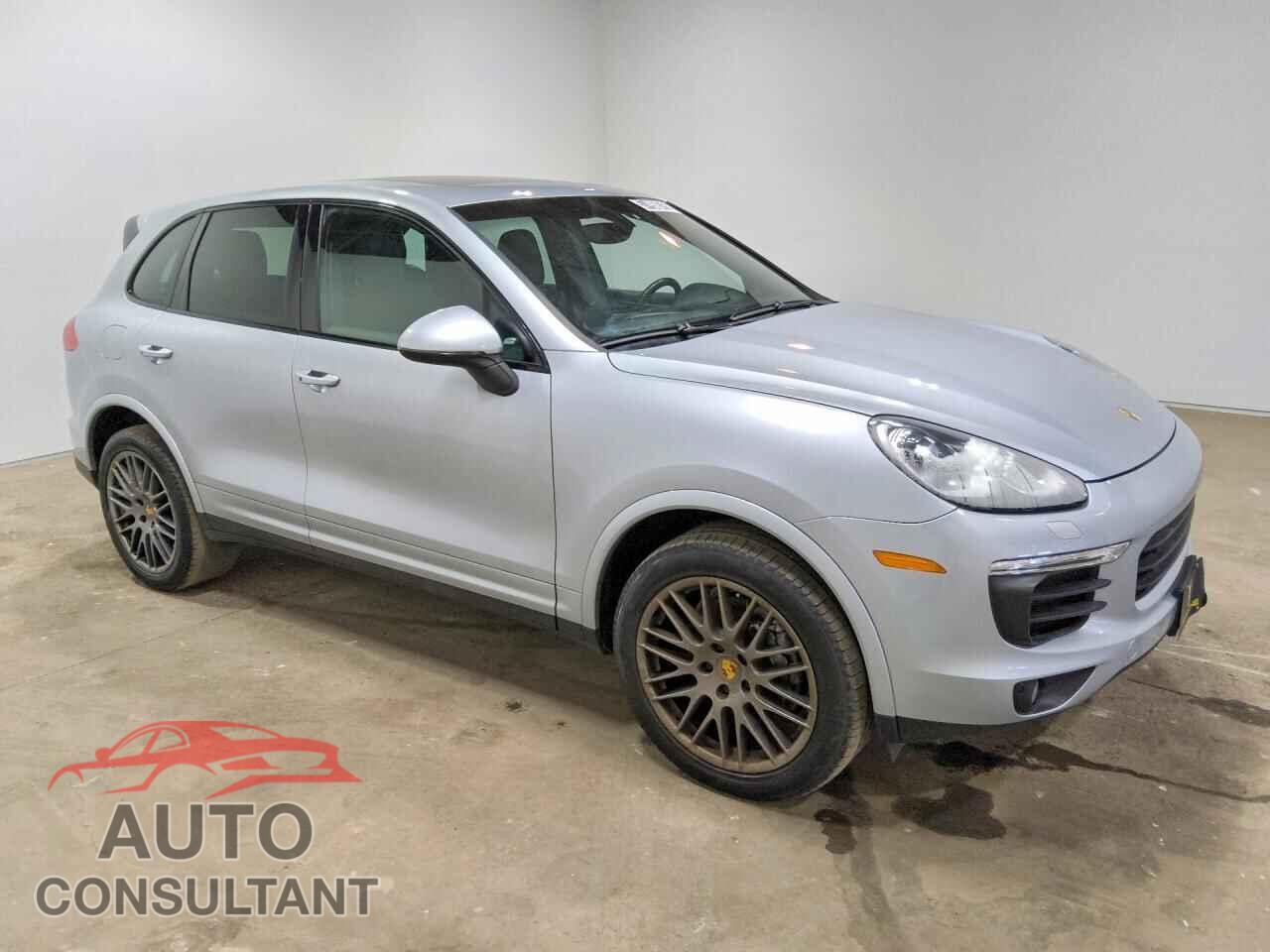 PORSCHE CAYENNE 2017 - WP1AA2A23HKA86464