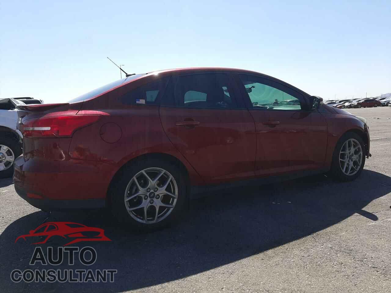 FORD FOCUS 2015 - 1FADP3F24FL314108