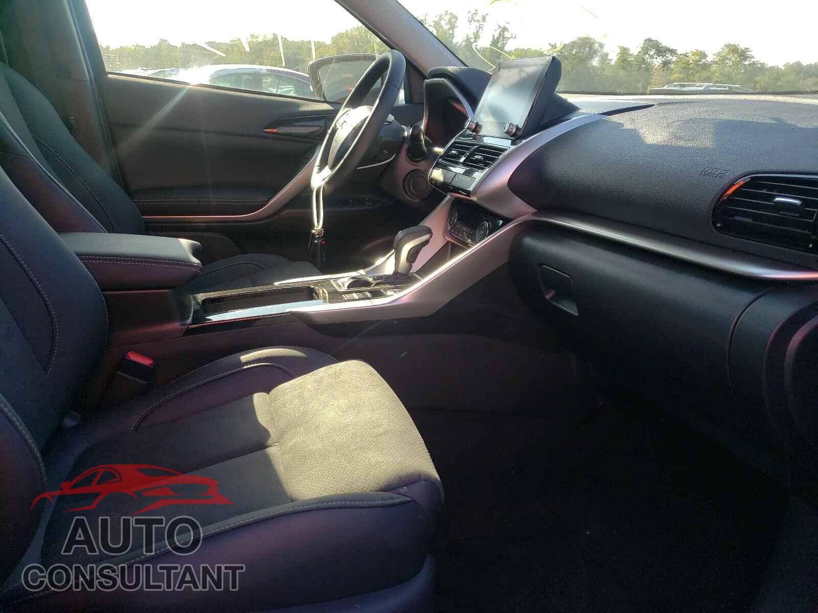 MITSUBISHI ECLIPSE 2022 - JA4ATWAA1NZ018252