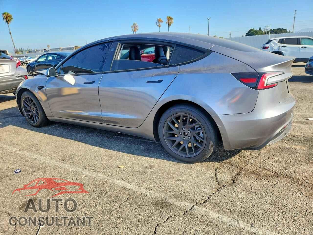 TESLA MODEL 3 2025 - 5YJ3E1EB4SF011022
