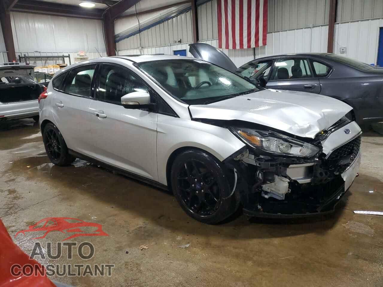 FORD FOCUS 2016 - 1FADP3K23GL287443