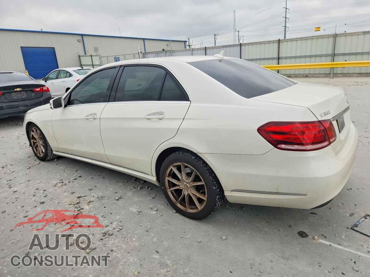 MERCEDES-BENZ E-CLASS 2015 - WDDHF5KB3FB141404