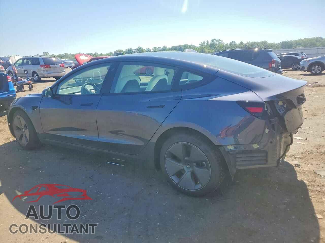 TESLA MODEL 3 2022 - 5YJ3E1EB4NF339450