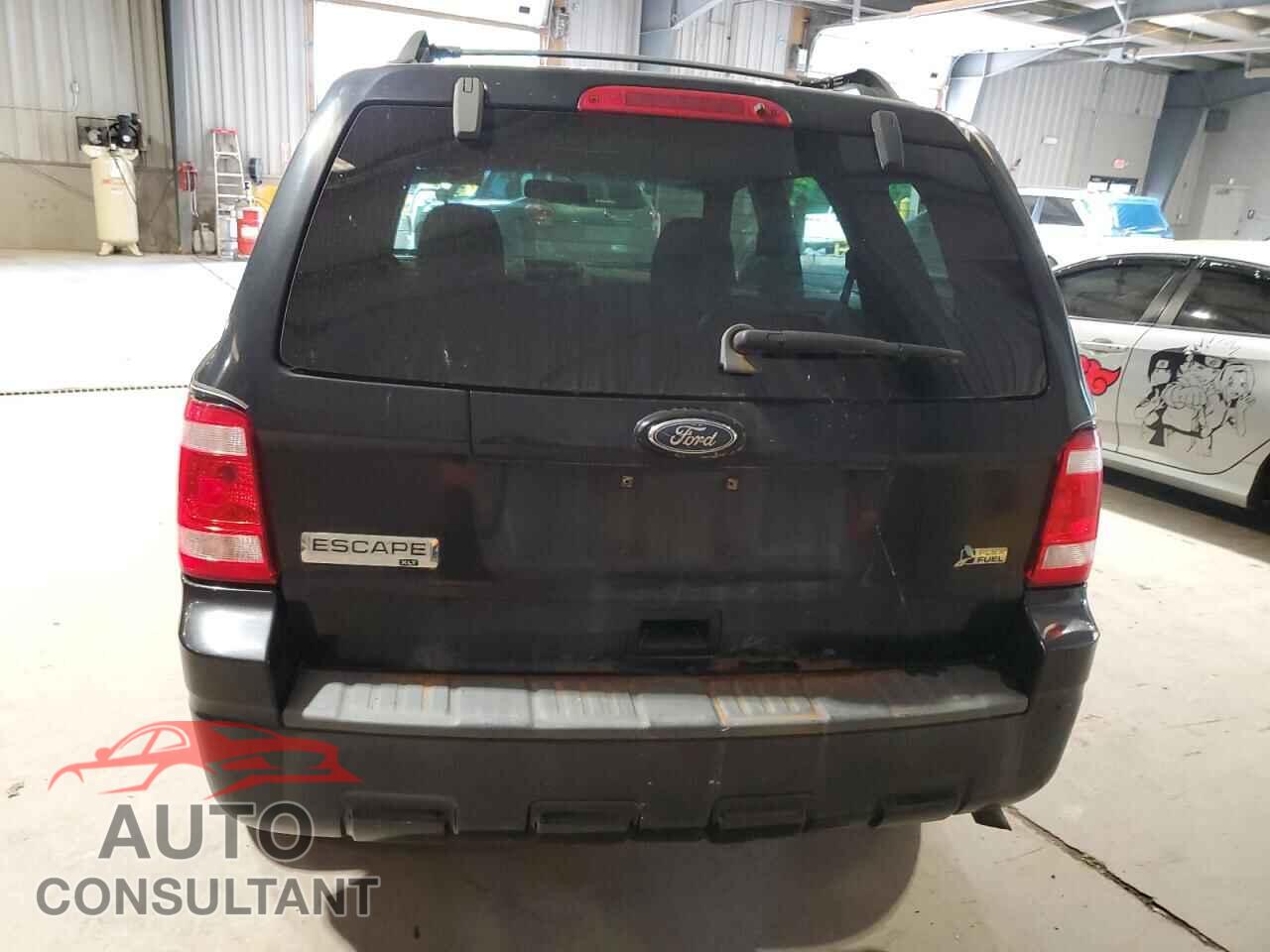 FORD ESCAPE 2010 - 1FMCU9DG5AKD31512