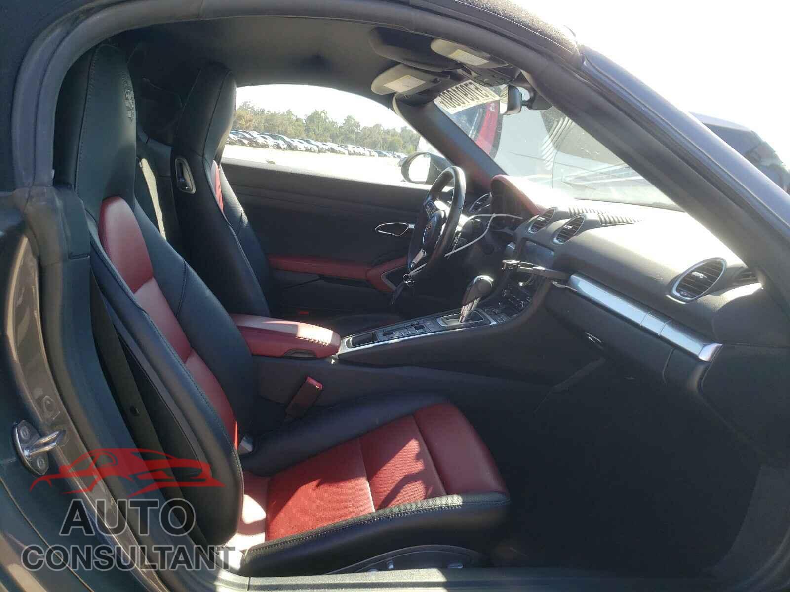 PORSCHE BOXSTER 2017 - WP0CA2A83HS220968