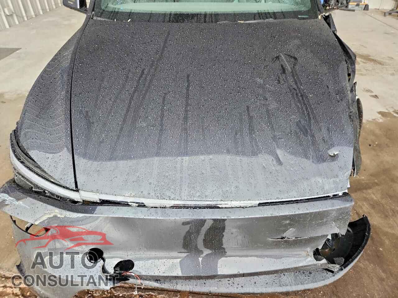 TESLA MODEL Y 2026 - 7SAYGDED2TF643475
