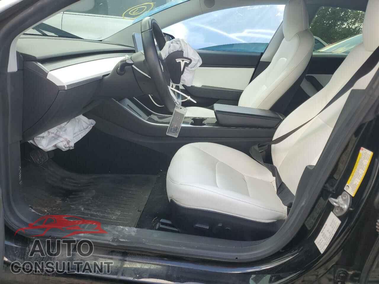 TESLA MODEL 3 2019 - 5YJ3E1EB0KF391458