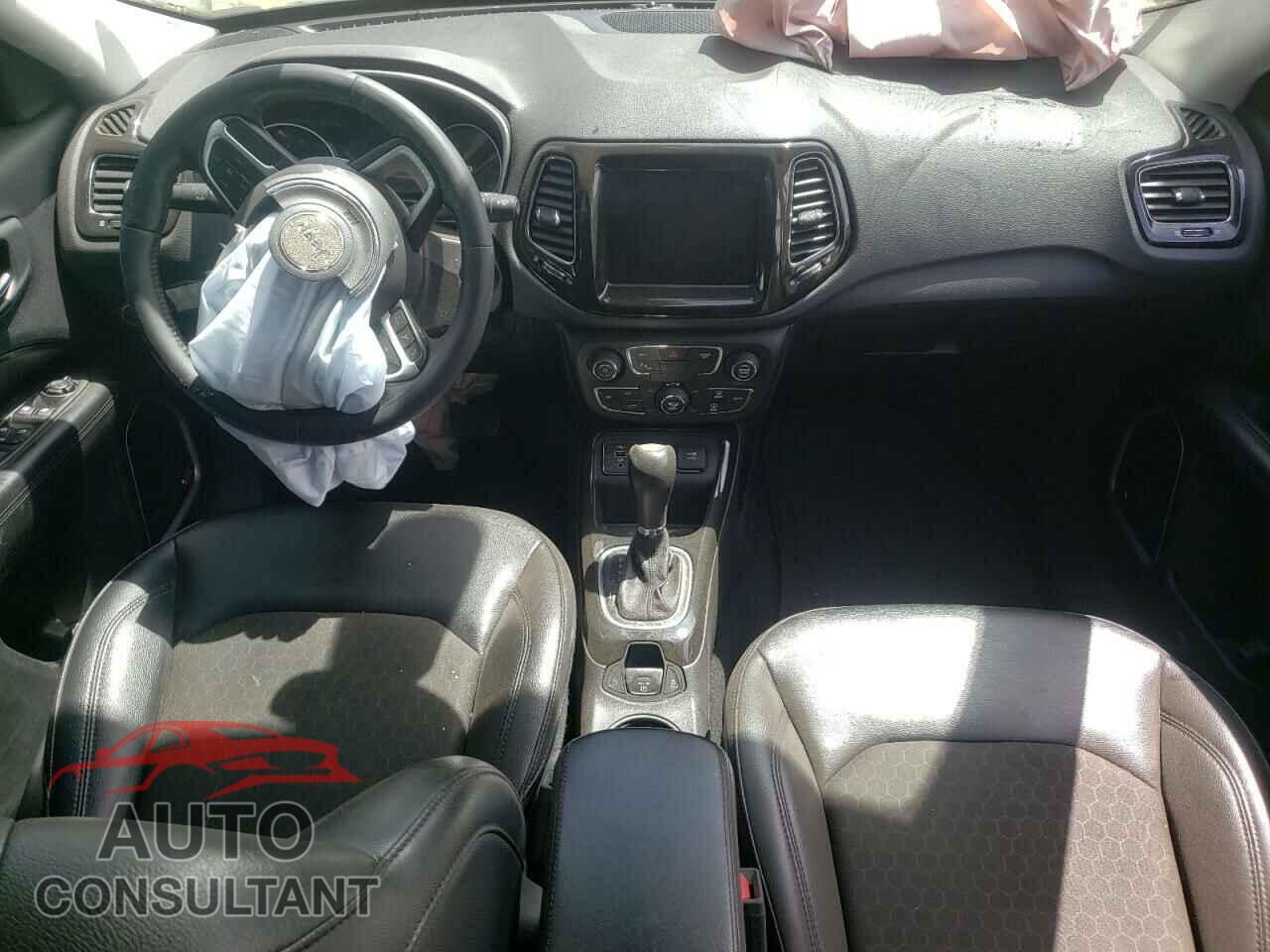 JEEP COMPASS 2019 - 3C4NJCBB8KT843839
