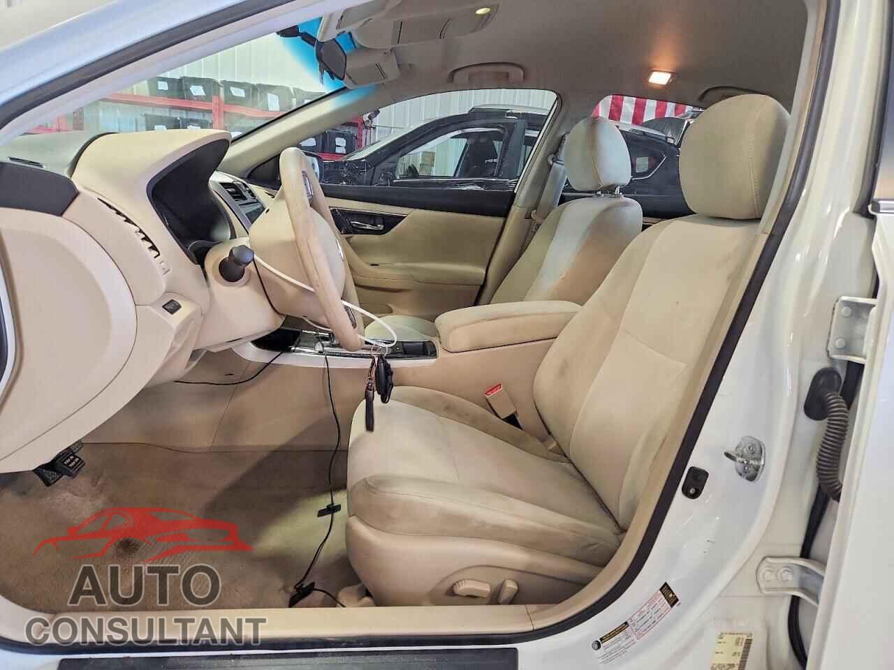 NISSAN ALTIMA 2013 - 1N4AL3AP4DC154875