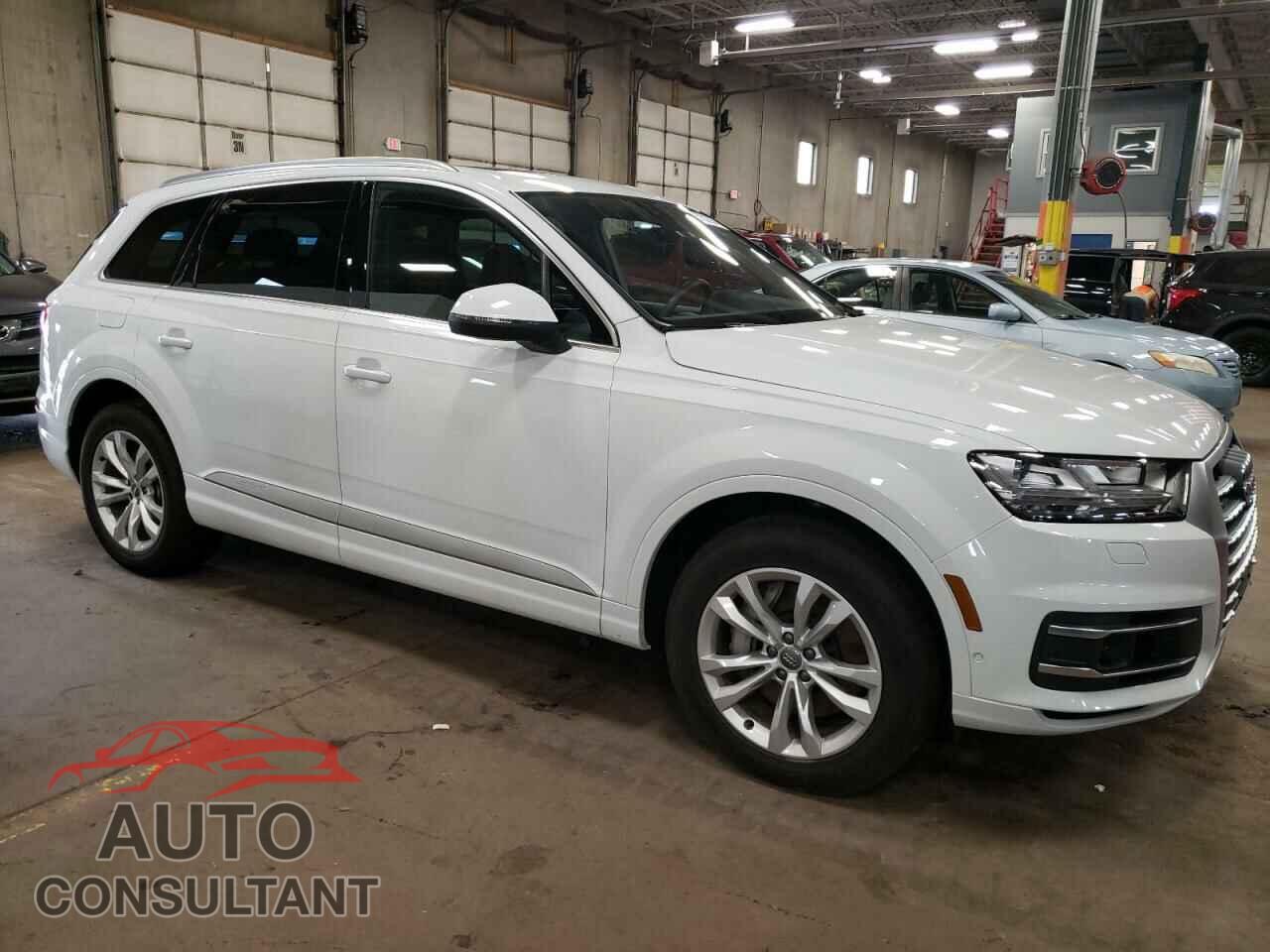 AUDI Q7 2019 - WA1LAAF72KD007008
