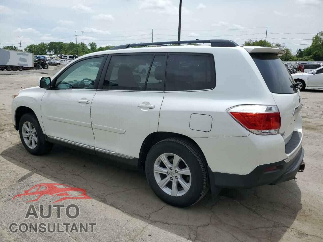 TOYOTA HIGHLANDER 2013 - 5TDBK3EH1DS239658
