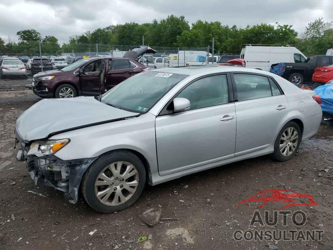 TOYOTA AVALON 2011 - 4T1BK3DBXBU374817