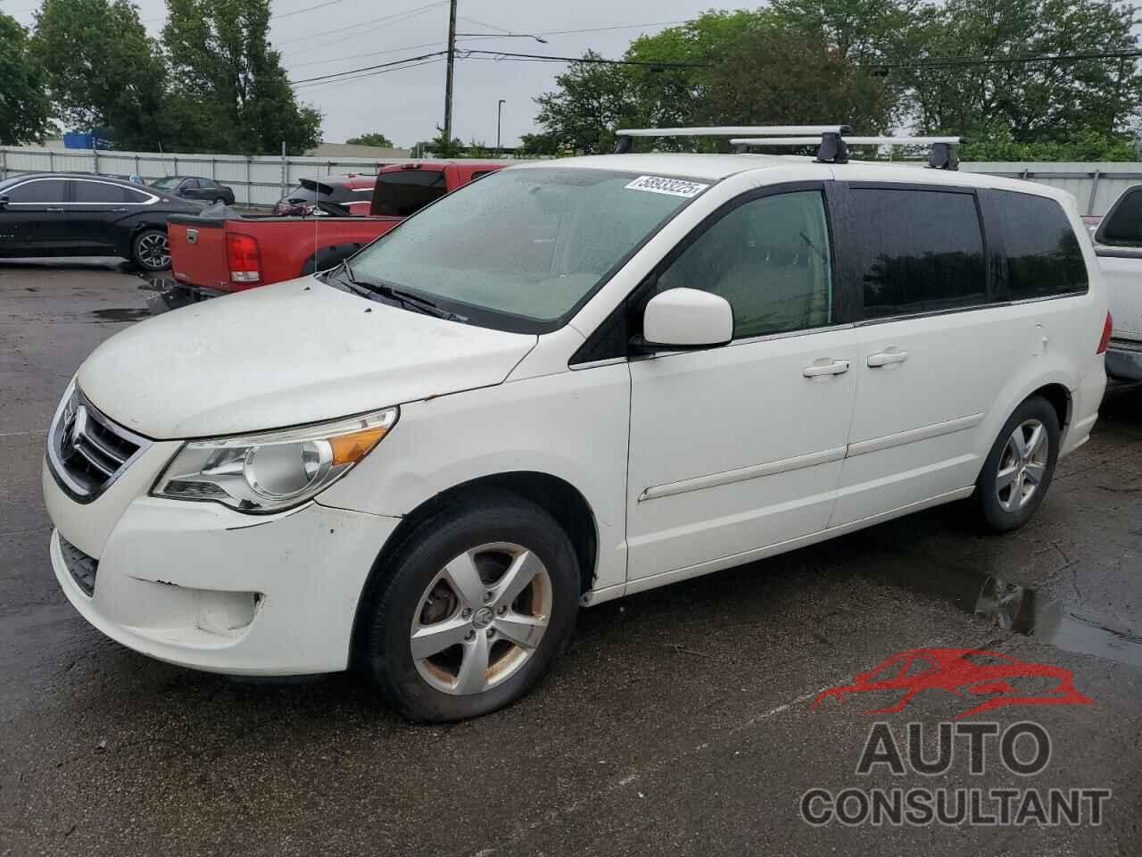 VOLKSWAGEN ROUTAN 2010 - 2V4RW3D13AR388249