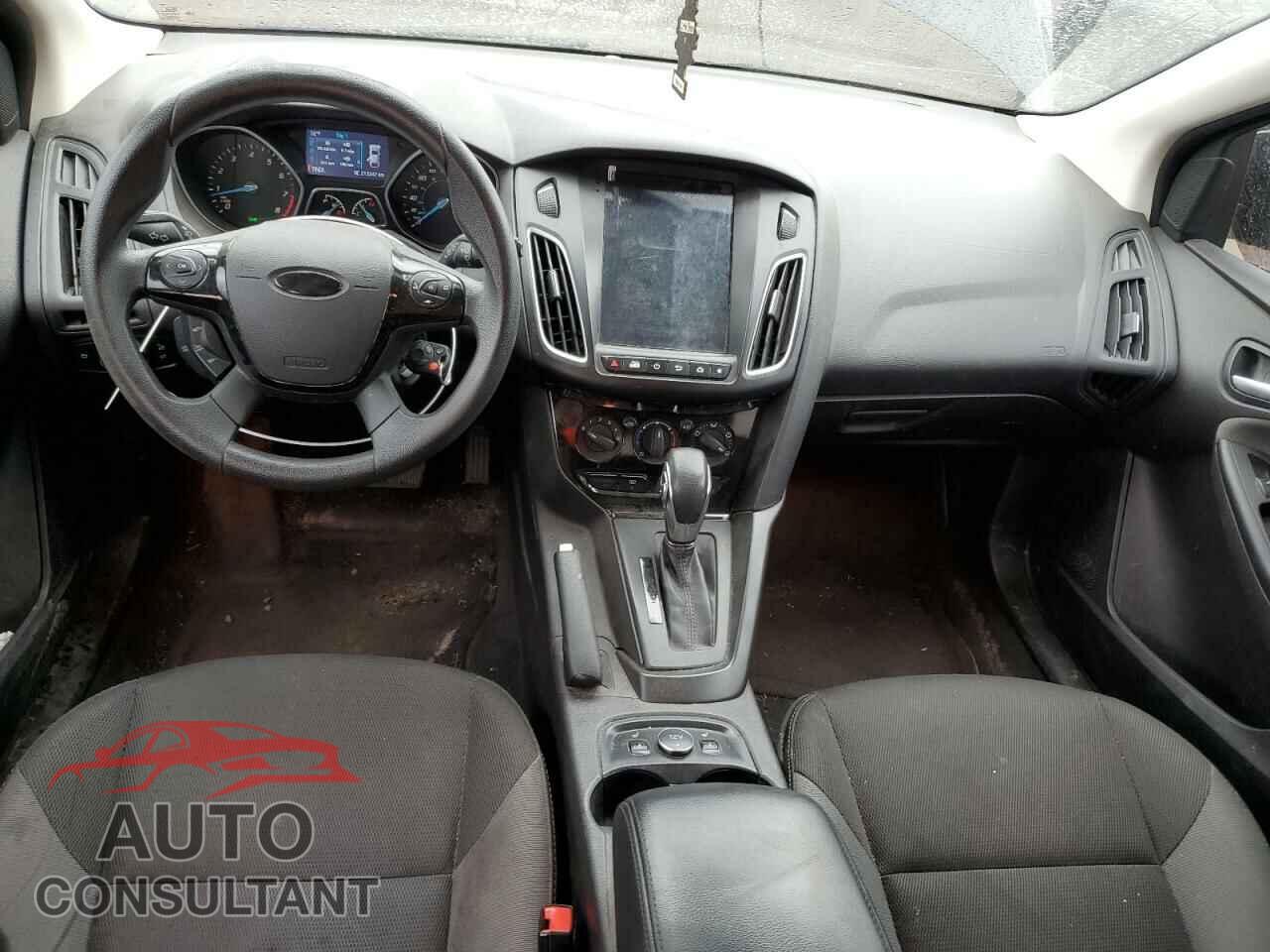 FORD FOCUS 2014 - 1FADP3K27EL401313