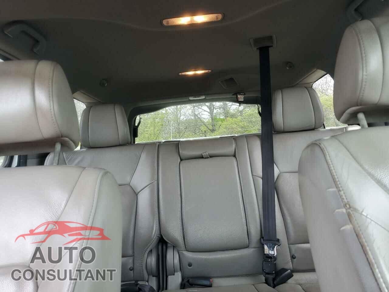 HONDA PILOT 2012 - 5FNYF4H56CB062811