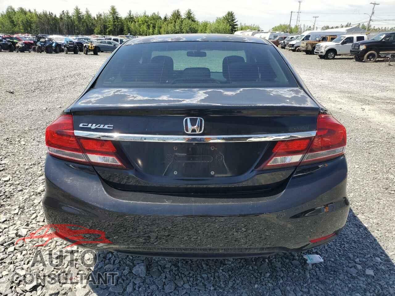 HONDA CIVIC 2013 - 2HGFB2E55DH013611