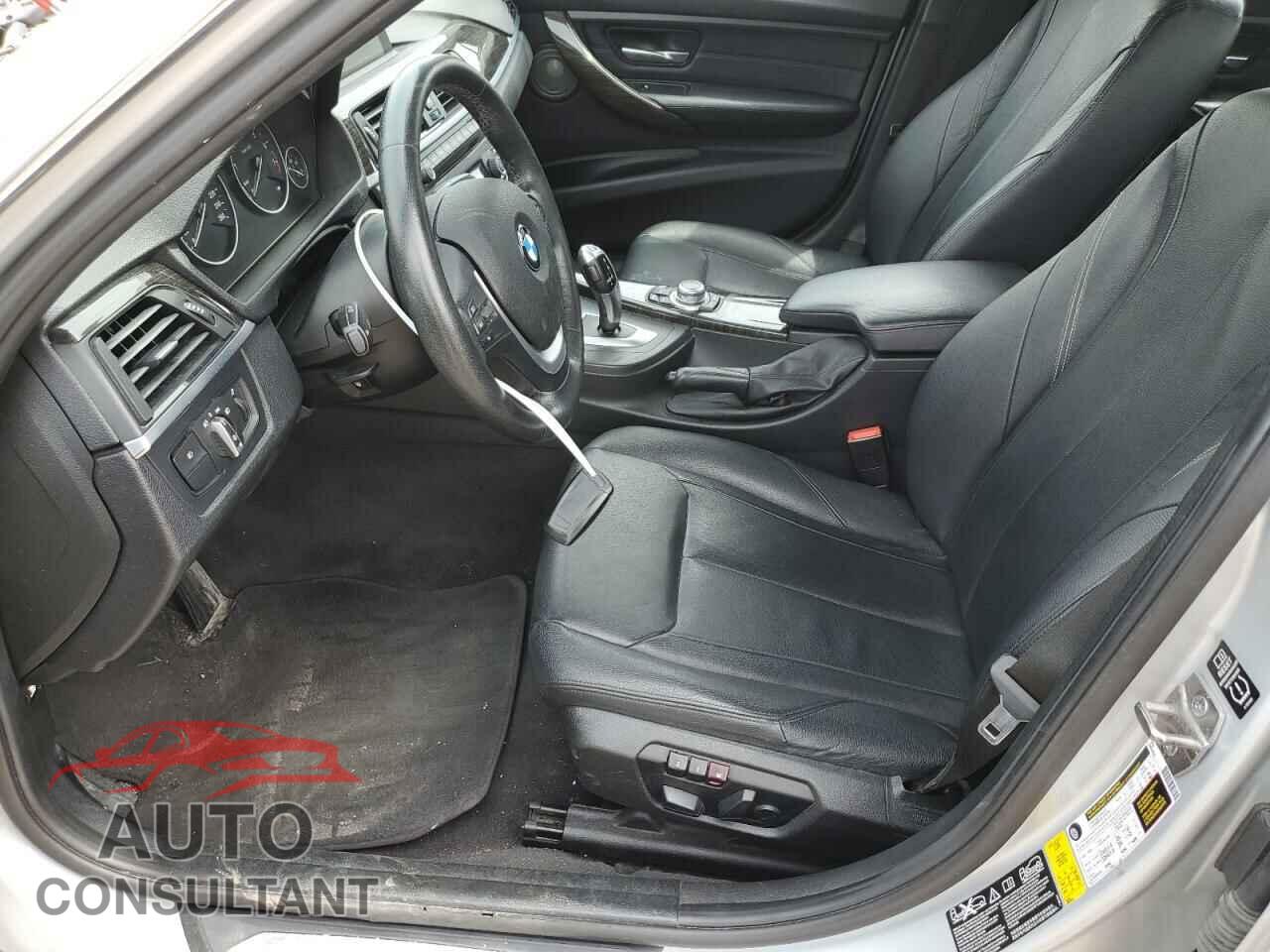 BMW 3 SERIES 2013 - WBA3B3C5XDF531142