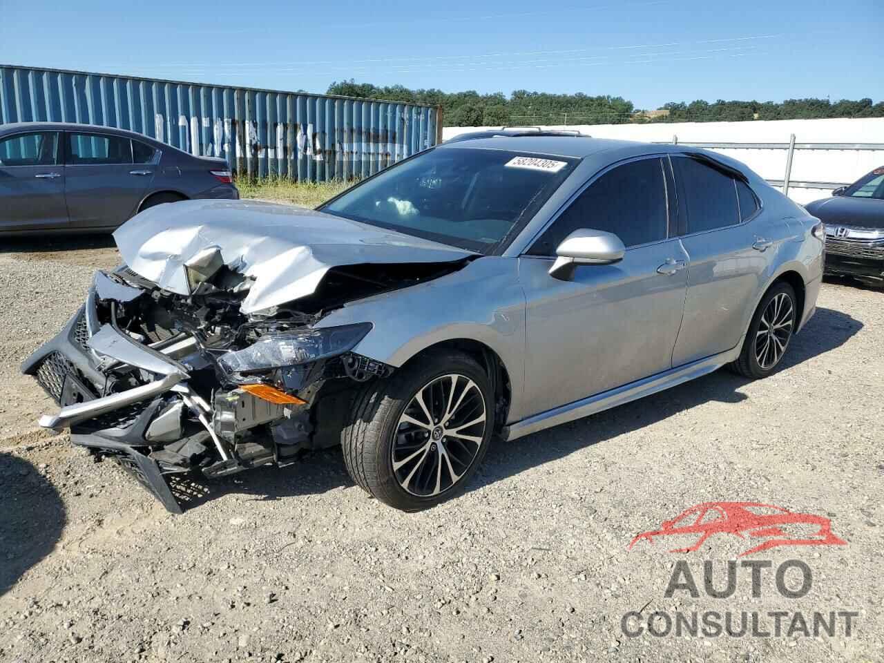 TOYOTA CAMRY 2020 - 4T1G11AK1LU345533