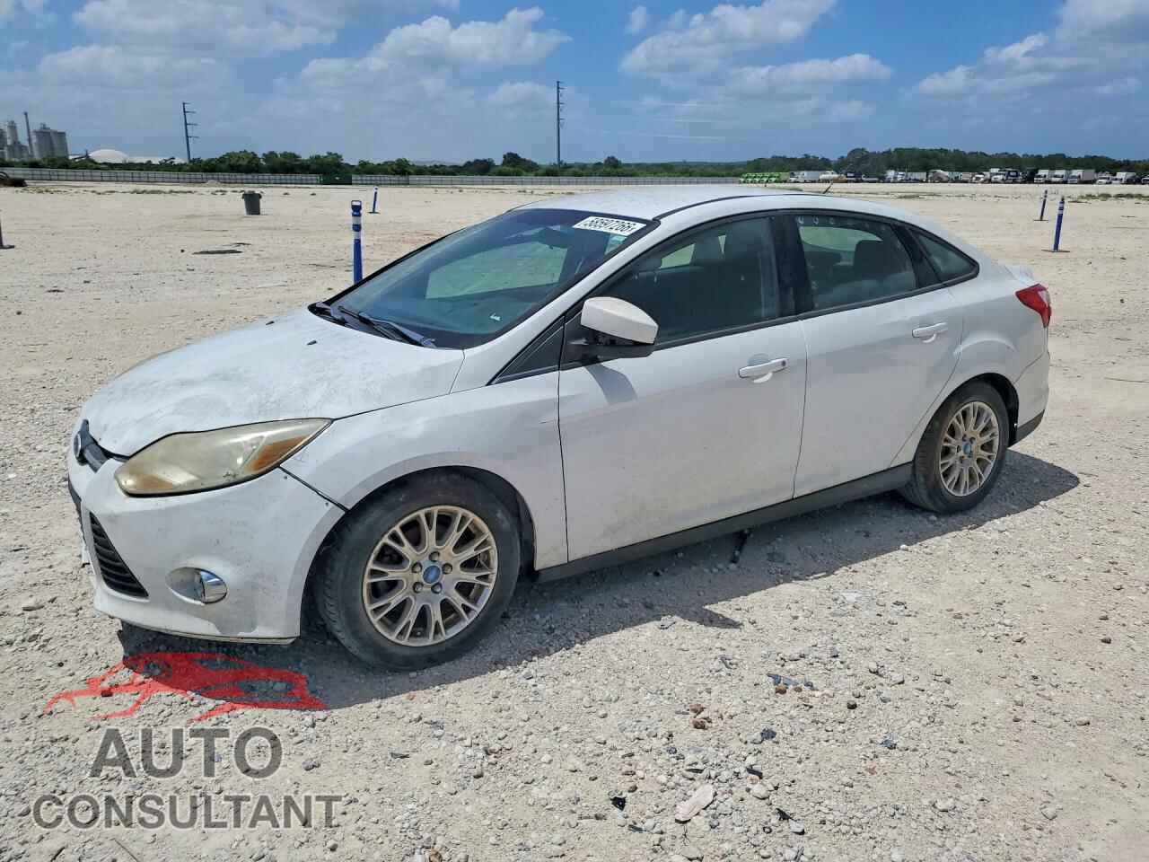 FORD FOCUS 2012 - 1FAHP3F22CL178140