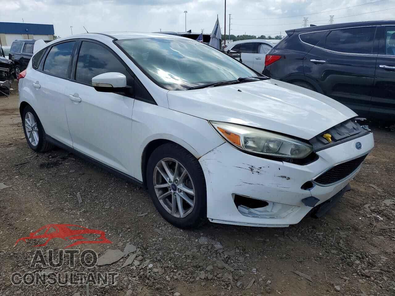 FORD FOCUS 2016 - 1FADP3K27GL319617