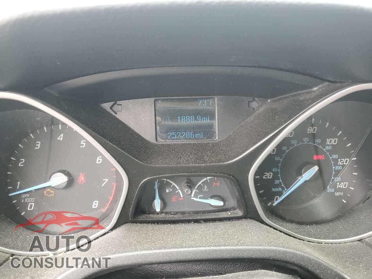 FORD FOCUS 2013 - 1FADP3E21DL277470