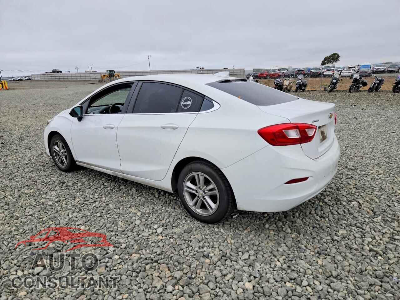 CHEVROLET CRUZE 2017 - 1G1BE5SM1H7175697