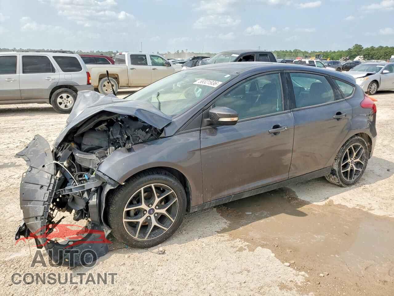 FORD FOCUS 2017 - 1FADP3M26HL346970