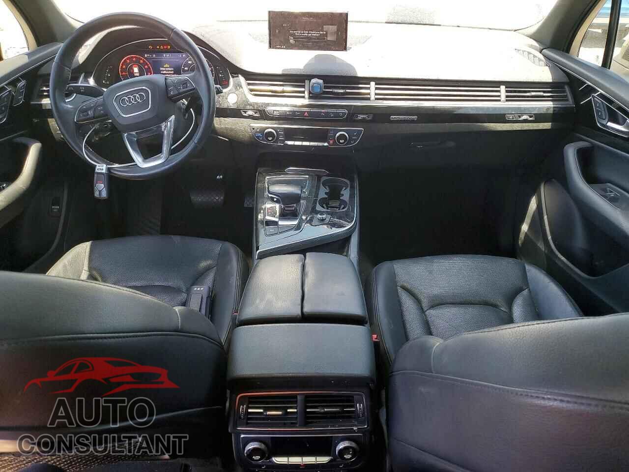 AUDI Q7 2017 - WA1LAAF71HD047671