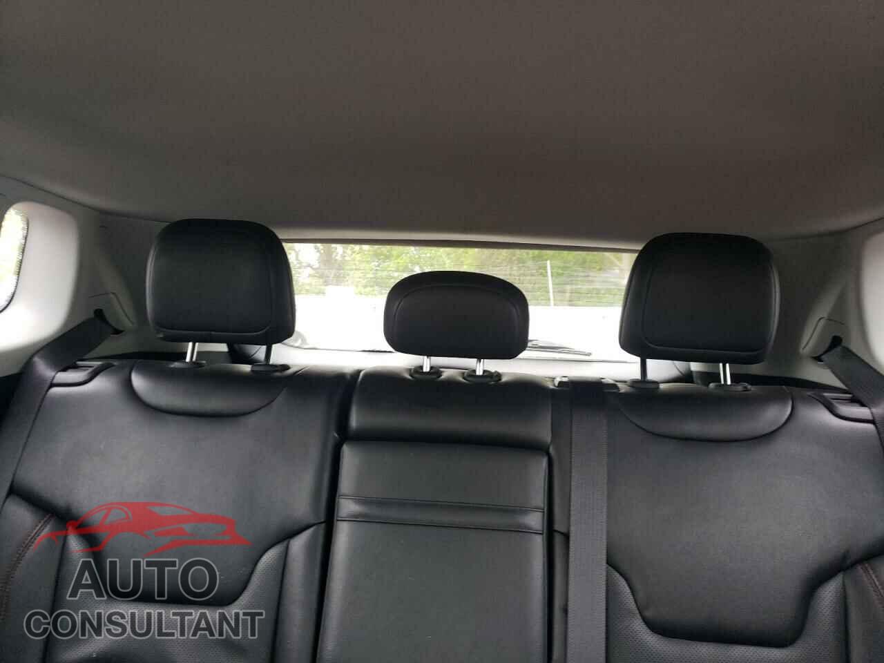 JEEP COMPASS 2017 - 3C4NJDDB4HT649028