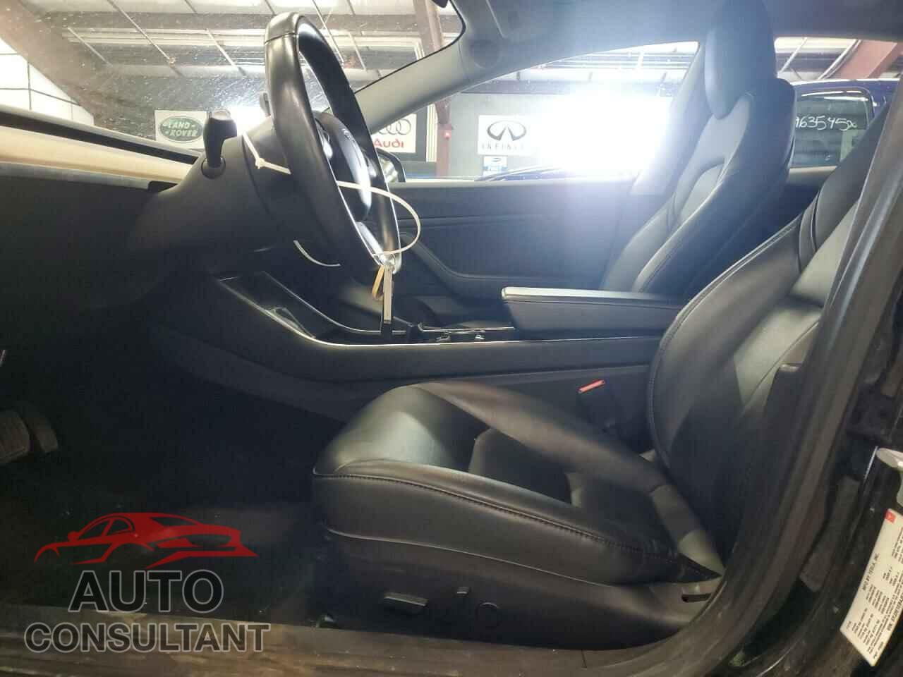 TESLA MODEL 3 2018 - 5YJ3E1EB4JF144295