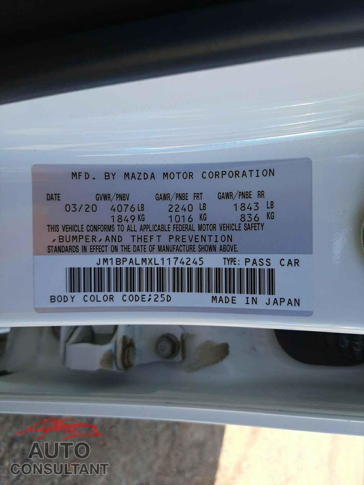 MAZDA 3 2020 - JM1BPALMXL1174245