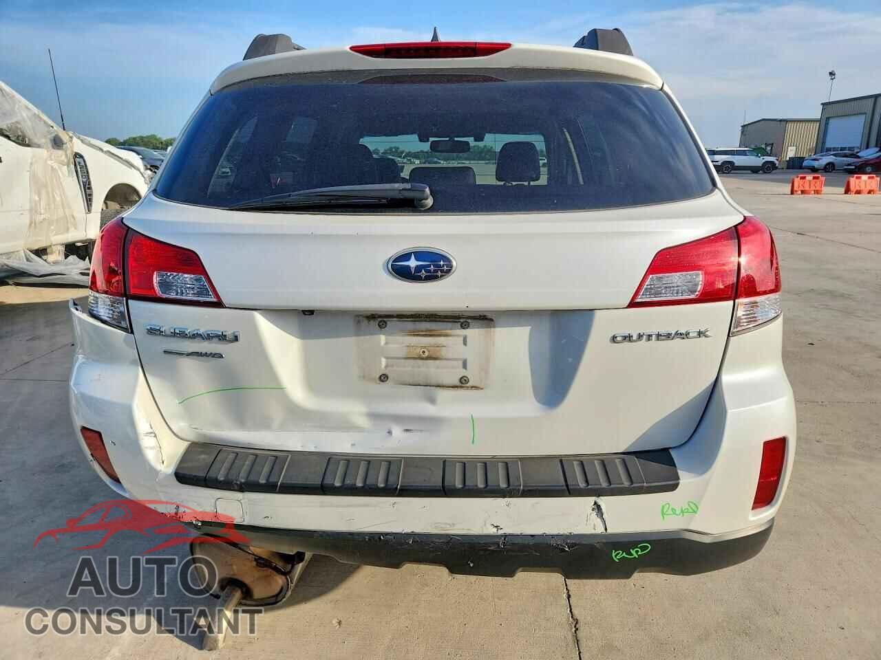 SUBARU OUTBACK 2014 - 4S4BRCPC9E3258230