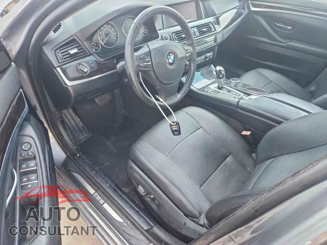 BMW 5 SERIES 2014 - WBA5A5C5XED502843
